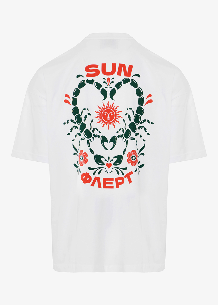 SCORPIOS OVERSIZED T-SHIRT